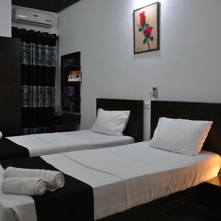 Hotel Agape Mannar Exterior photo